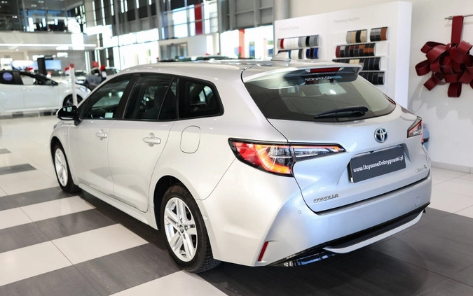 Toyota Corolla cena 103850 przebieg: 56534, rok produkcji 2019 z Skarszewy małe 596